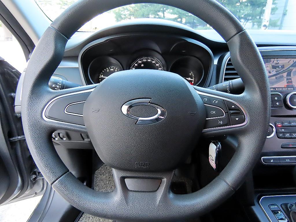 RENAULT SM6 — photo 08