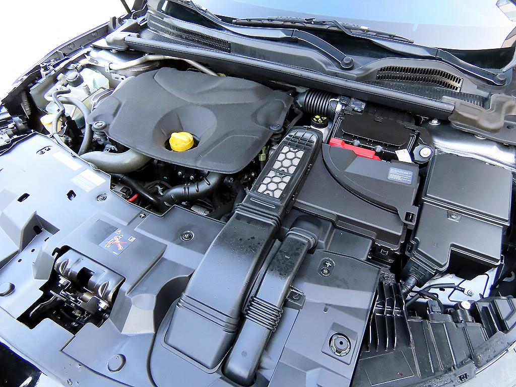 RENAULT SM6 — photo 17