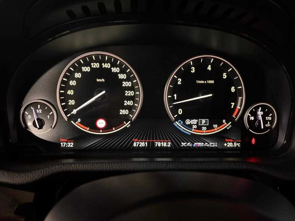 BMW X4 — photo 06