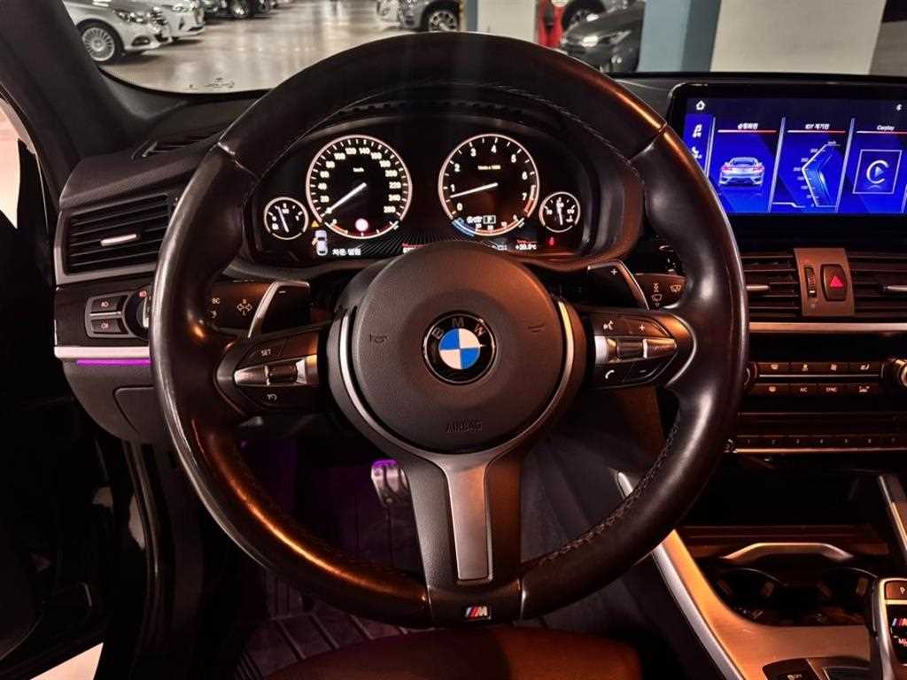 BMW X4 — photo 07