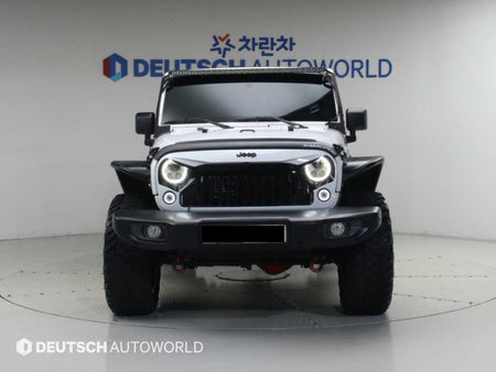 Jeep Wrangler — photo 03