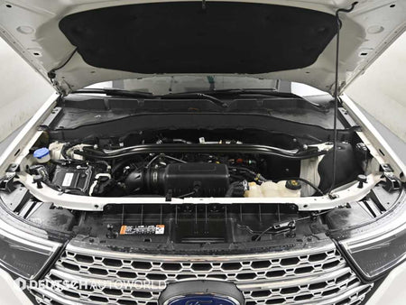 Ford Explorer — photo 06