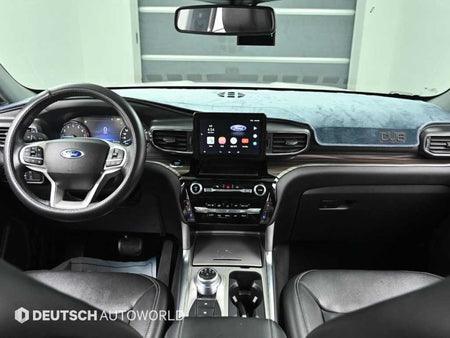 Ford Explorer — photo 07