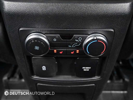 Ford Explorer — photo 16