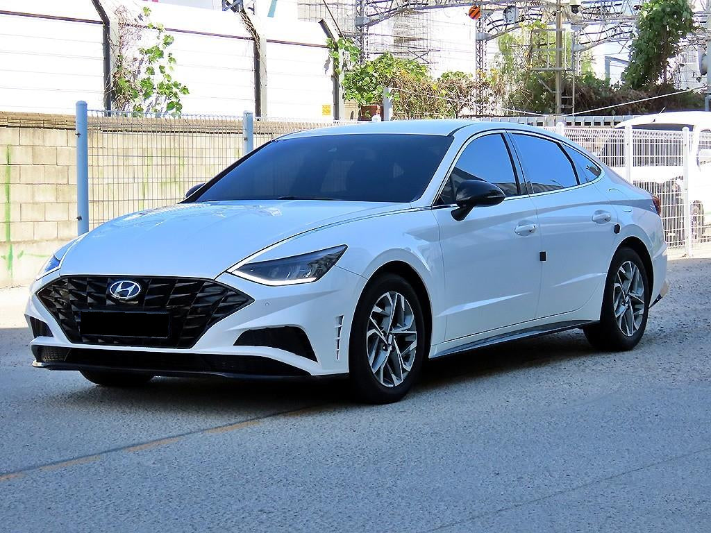 Hyundai Sonata — photo 02