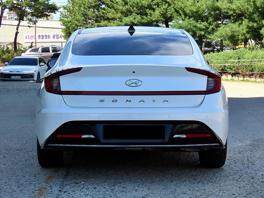 Hyundai Sonata — photo 04