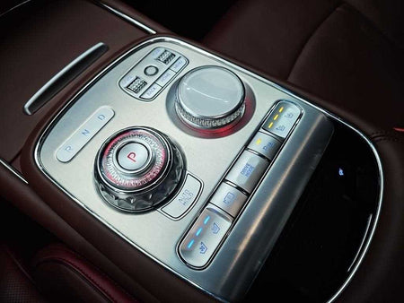 Genesis G90 — photo 08