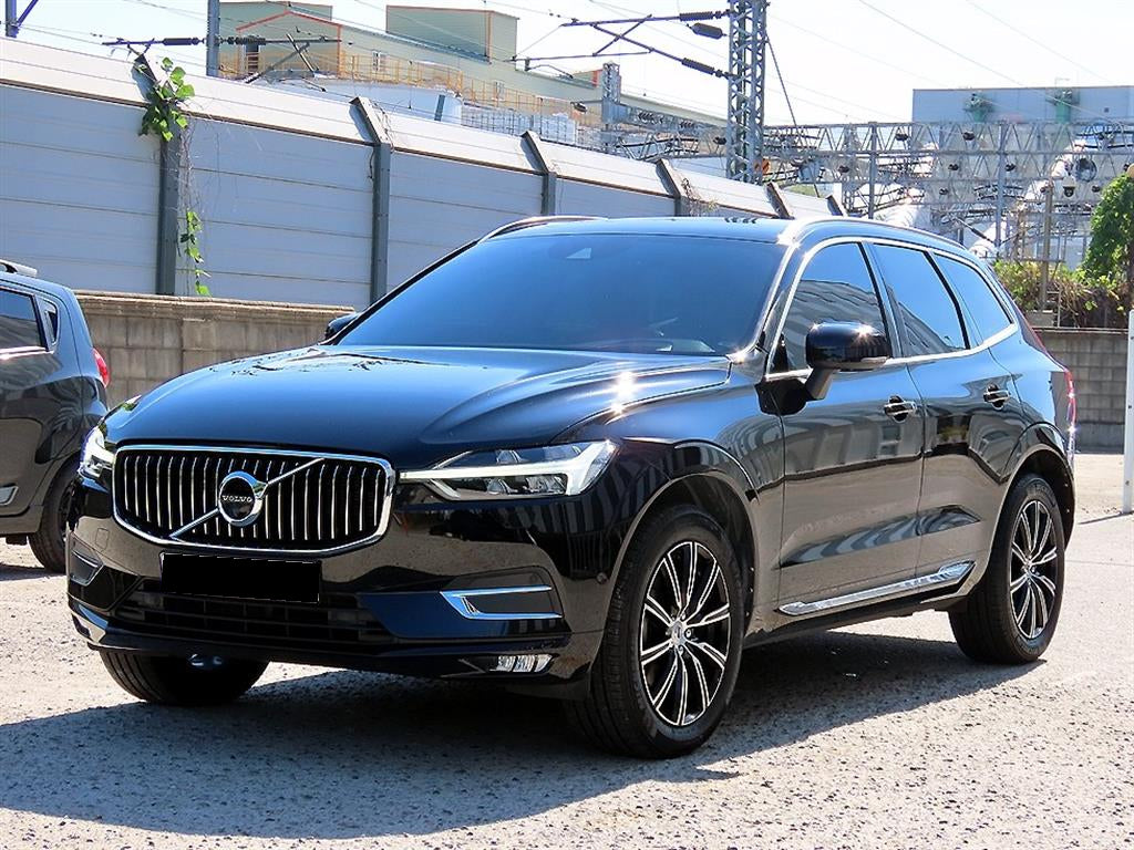 Volvo XC60 — photo 02