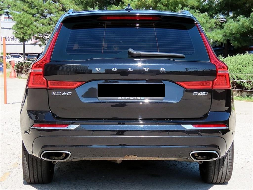 Volvo XC60 — photo 04