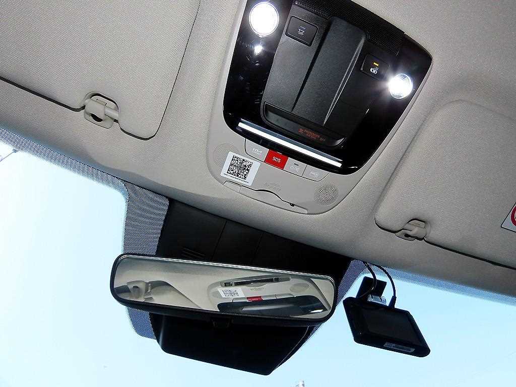 Kia K5 — photo 16