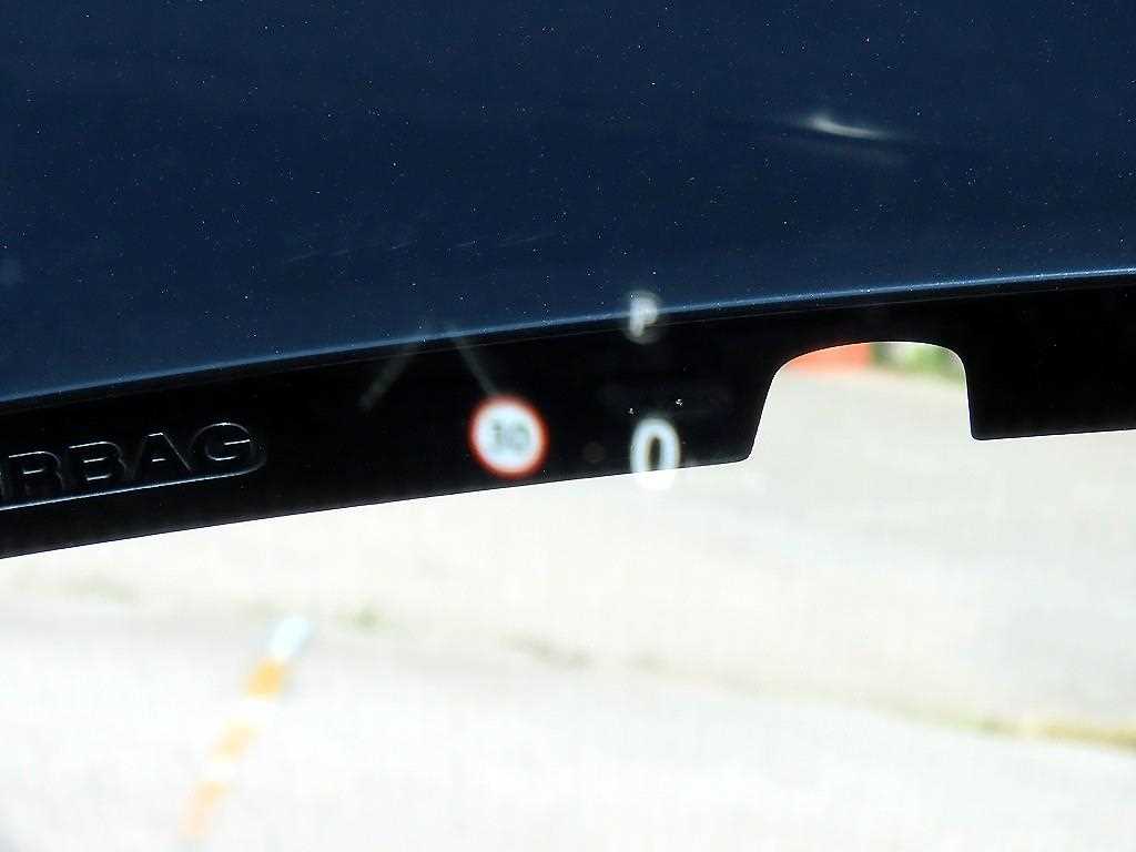 Land Rover Discovery Sport — photo 10