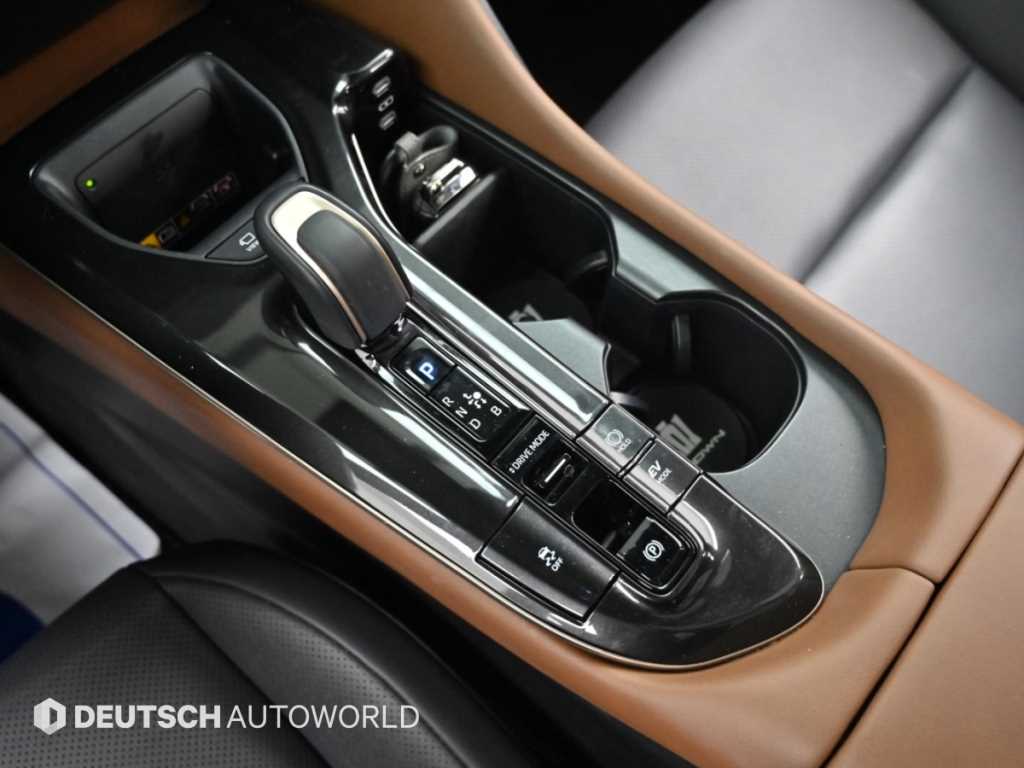 Toyota Crown — photo 09