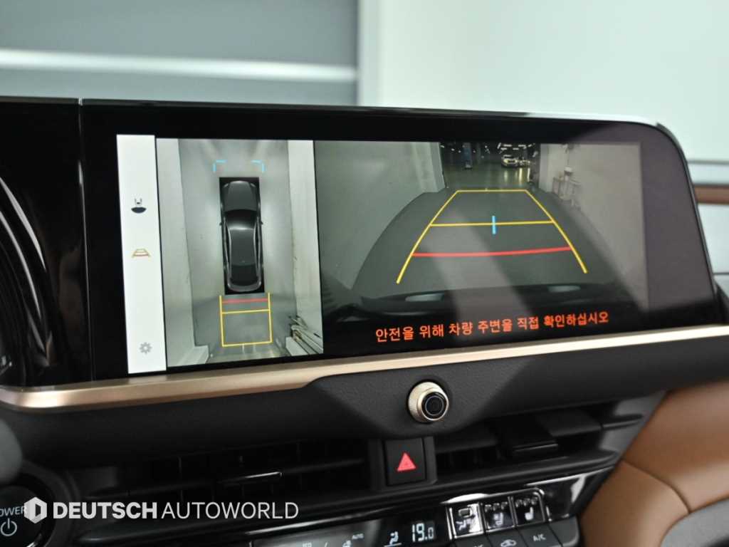Toyota Crown — photo 15