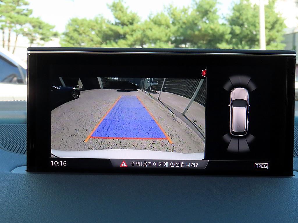 Audi Q7 — photo 13