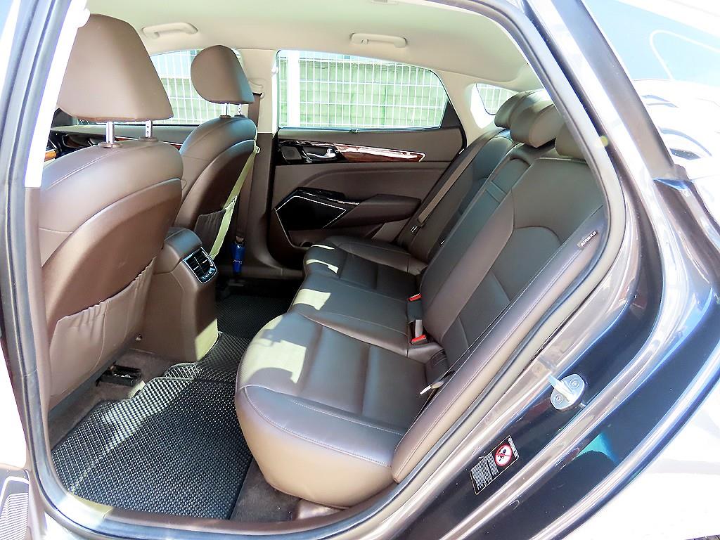 Kia K7 — photo 06