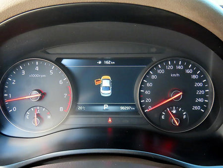 Kia K7 — photo 09