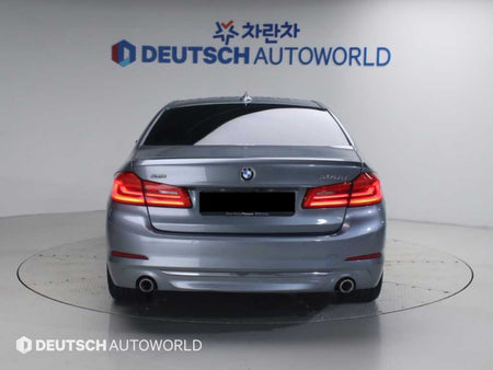 BMW 5-Series — photo 04