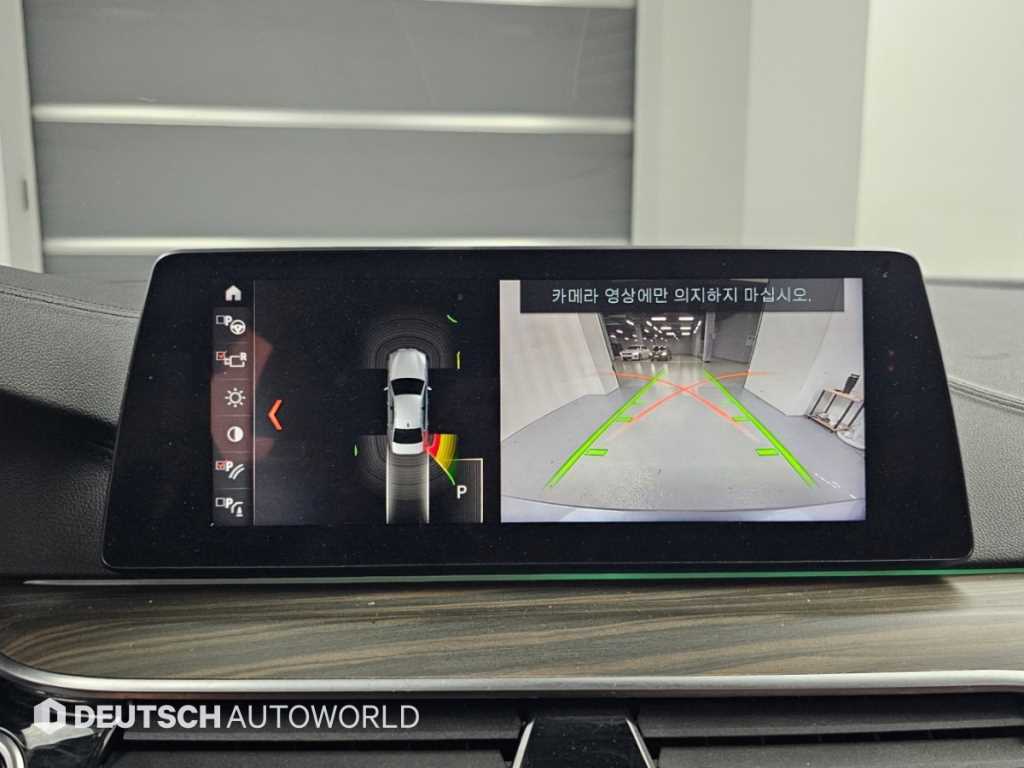BMW 5-Series — photo 15