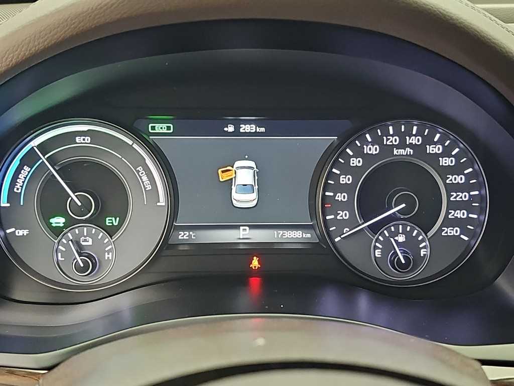 Kia K7 — photo 06