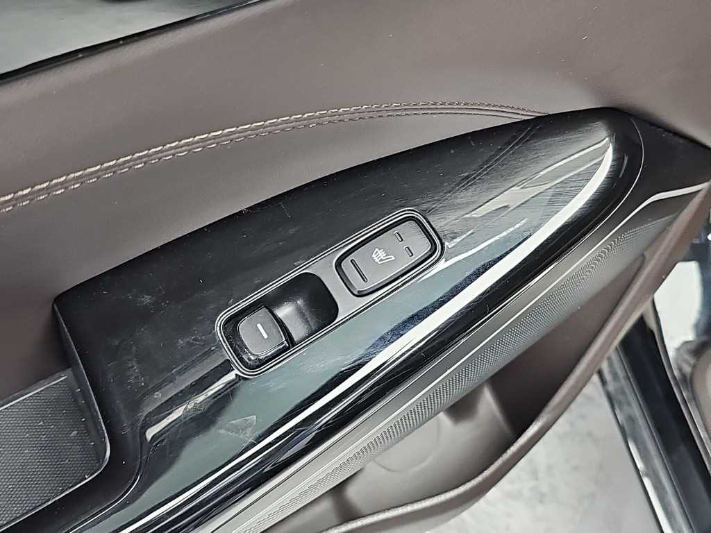 Kia K7 — photo 14