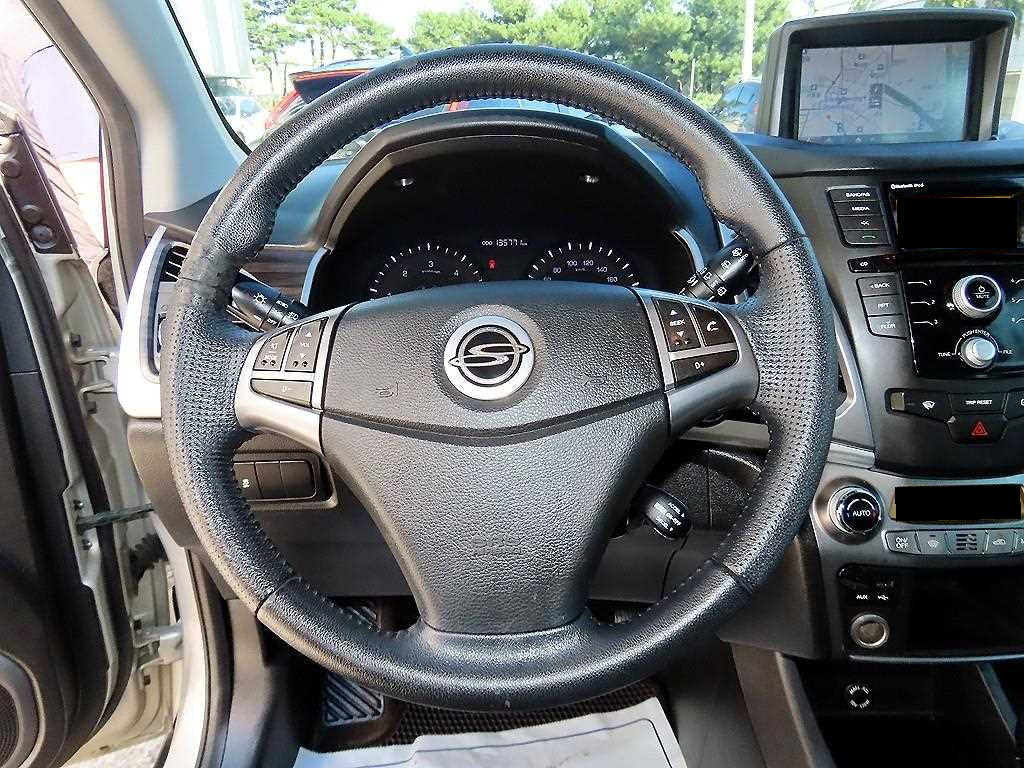 KGM KORANDO — photo 08