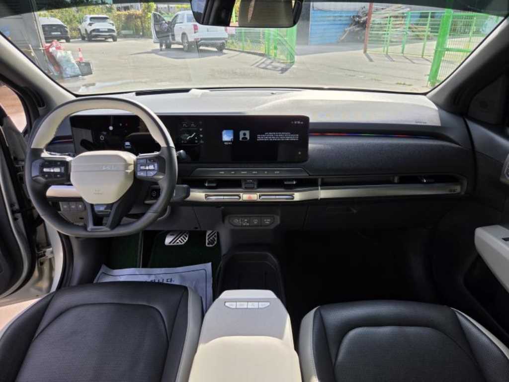 Kia EV3 — photo 07
