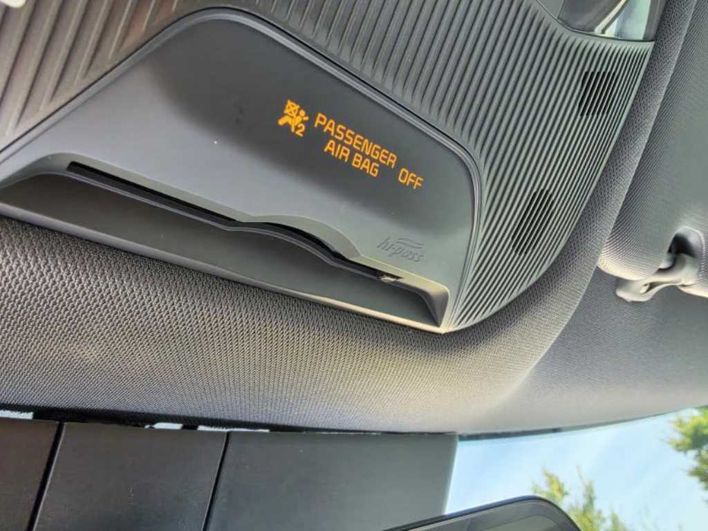 Kia EV3 — photo 16