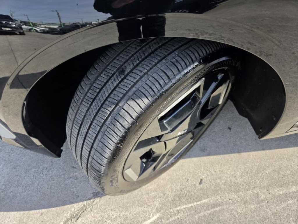Kia EV3 — photo 20