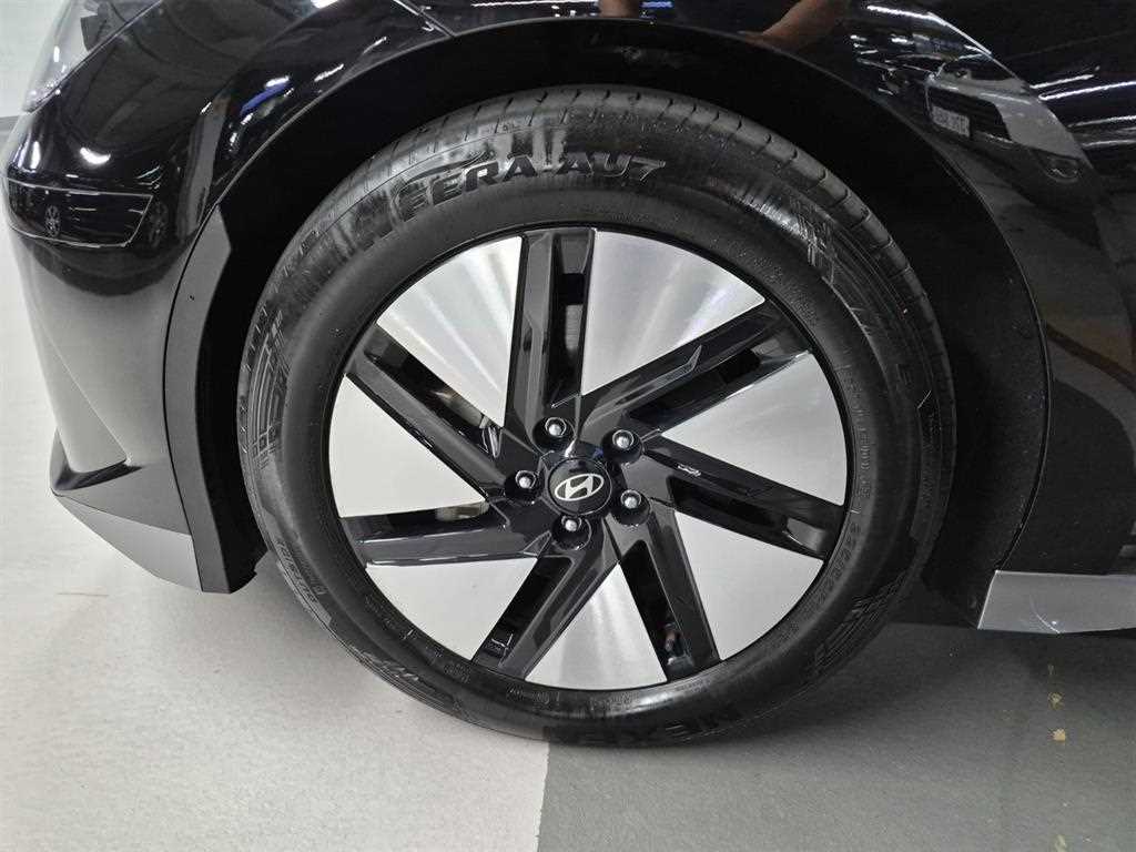 Hyundai Ioniq6 — photo 05