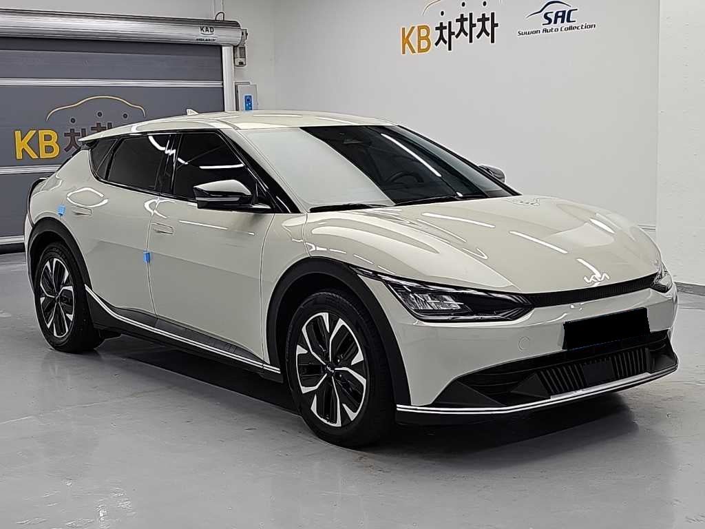 Kia EV6 — photo 04