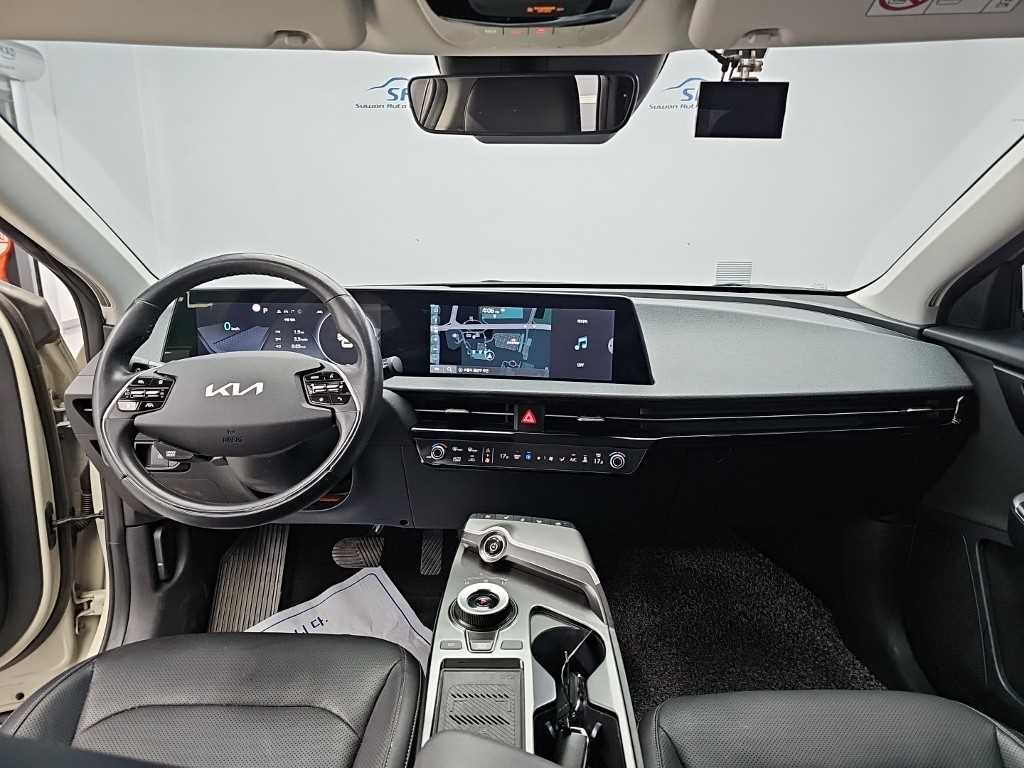 Kia EV6 — photo 07
