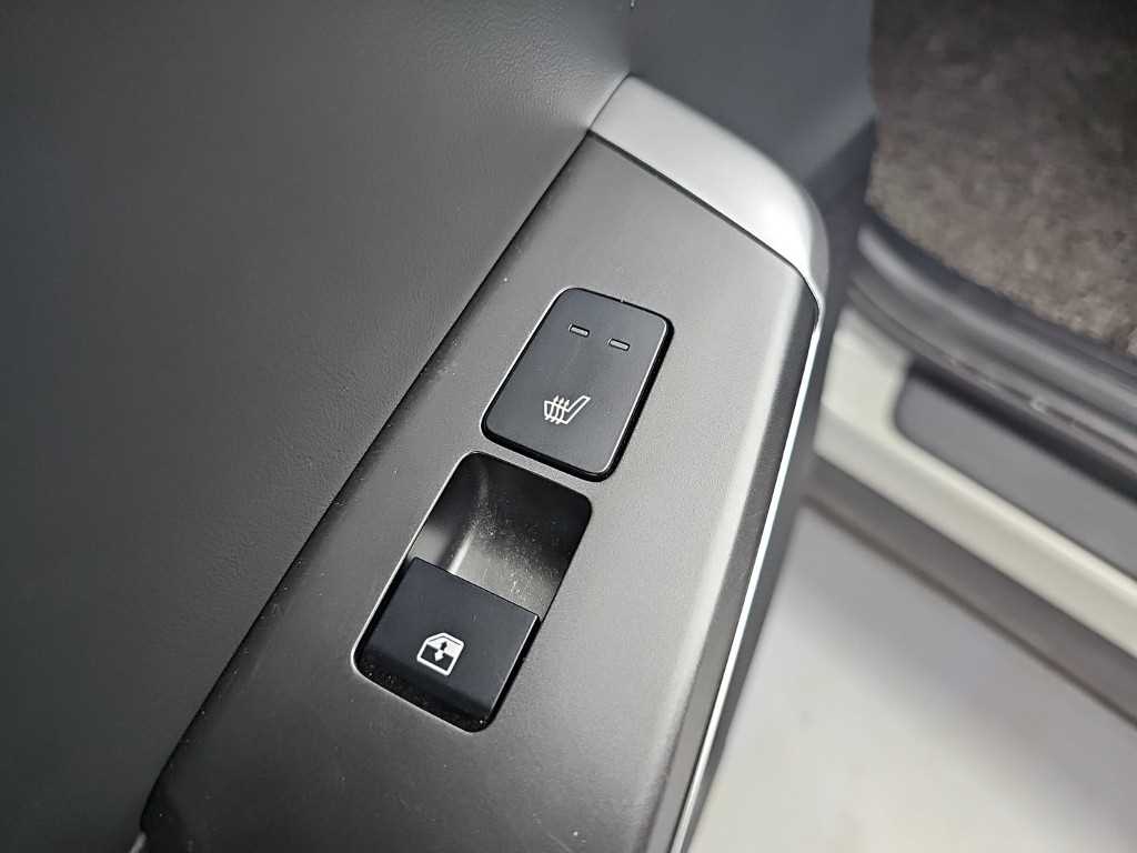 Kia EV6 — photo 13