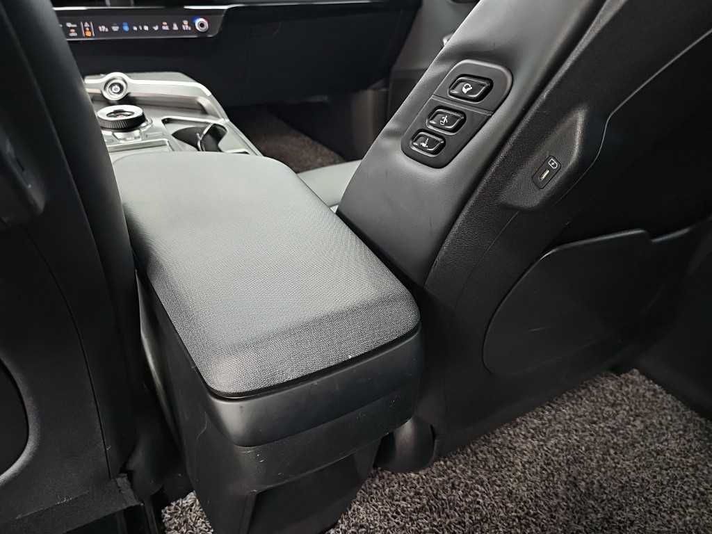 Kia EV6 — photo 14