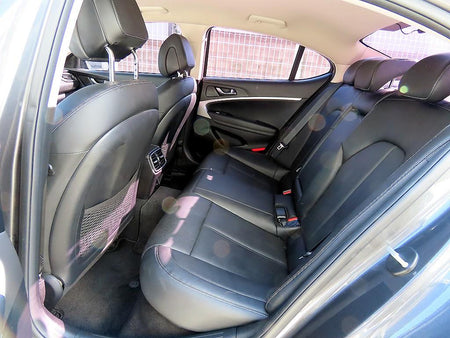 Genesis G70 — photo 06