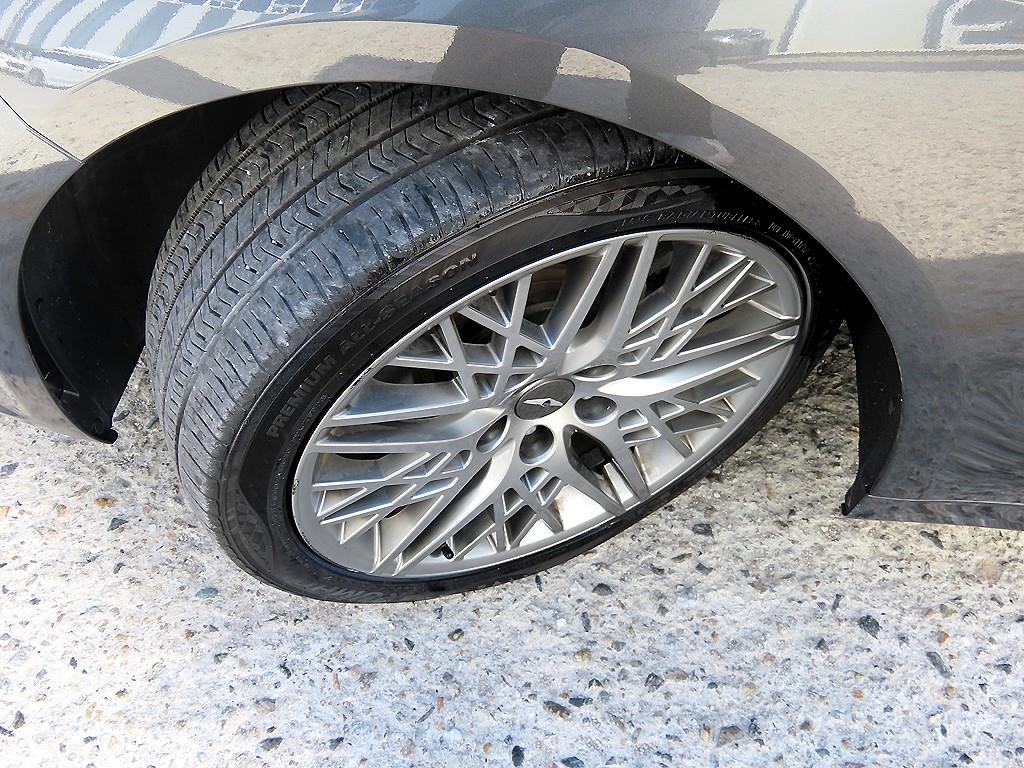 Genesis G70 — photo 20