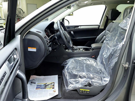 Volkswagen Touareg — photo 11