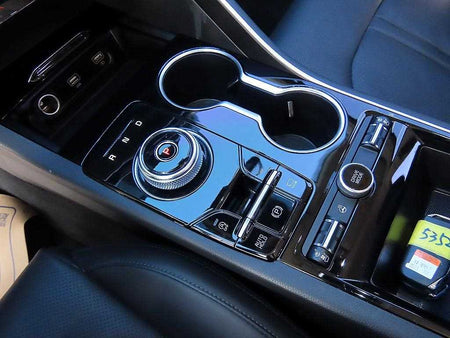 Kia K5 — photo 10