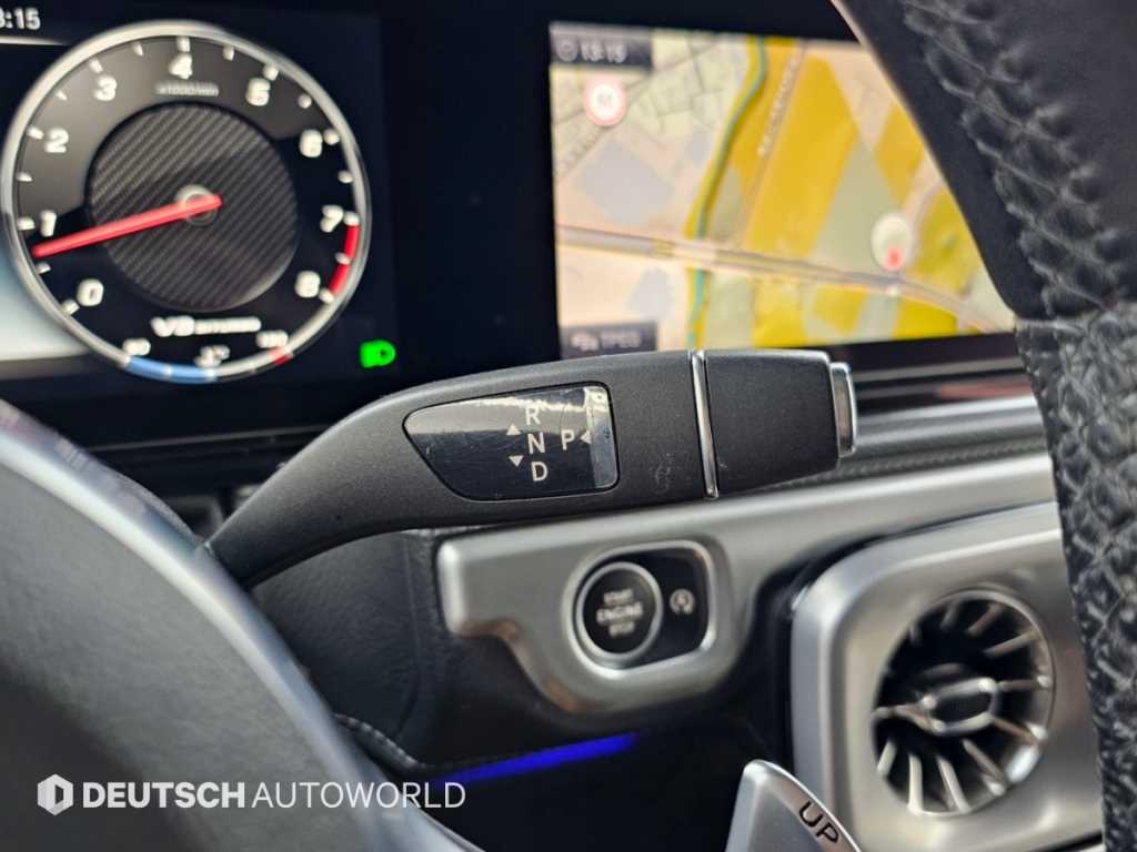 Mercedes-Benz G-Class — photo 09