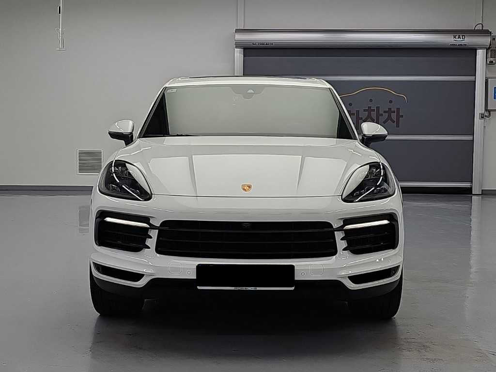 Porsche Cayenne — photo 01