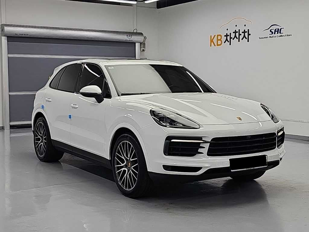 Porsche Cayenne — photo 03