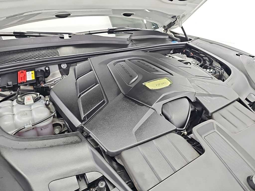 Porsche Cayenne — photo 05