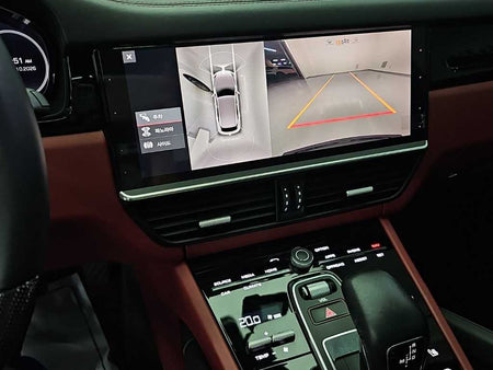 Porsche Cayenne — photo 10