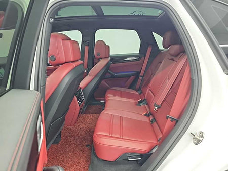 Porsche Cayenne — photo 12