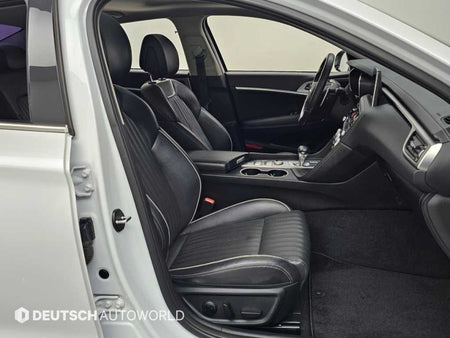 Genesis G70 — photo 10