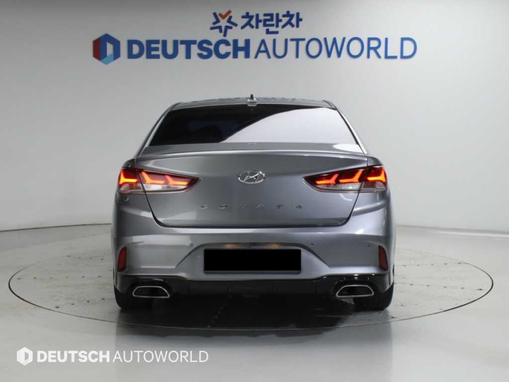 Hyundai Sonata — photo 04
