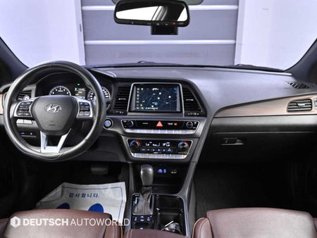 Hyundai Sonata — photo 07
