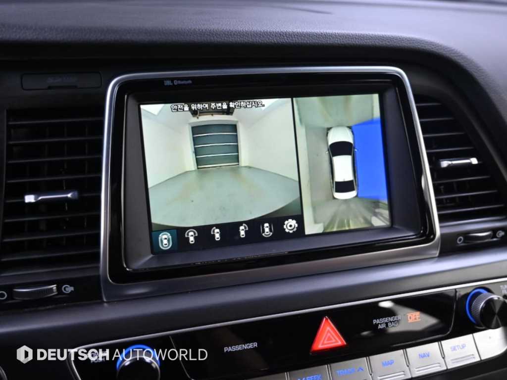 Hyundai Sonata — photo 15