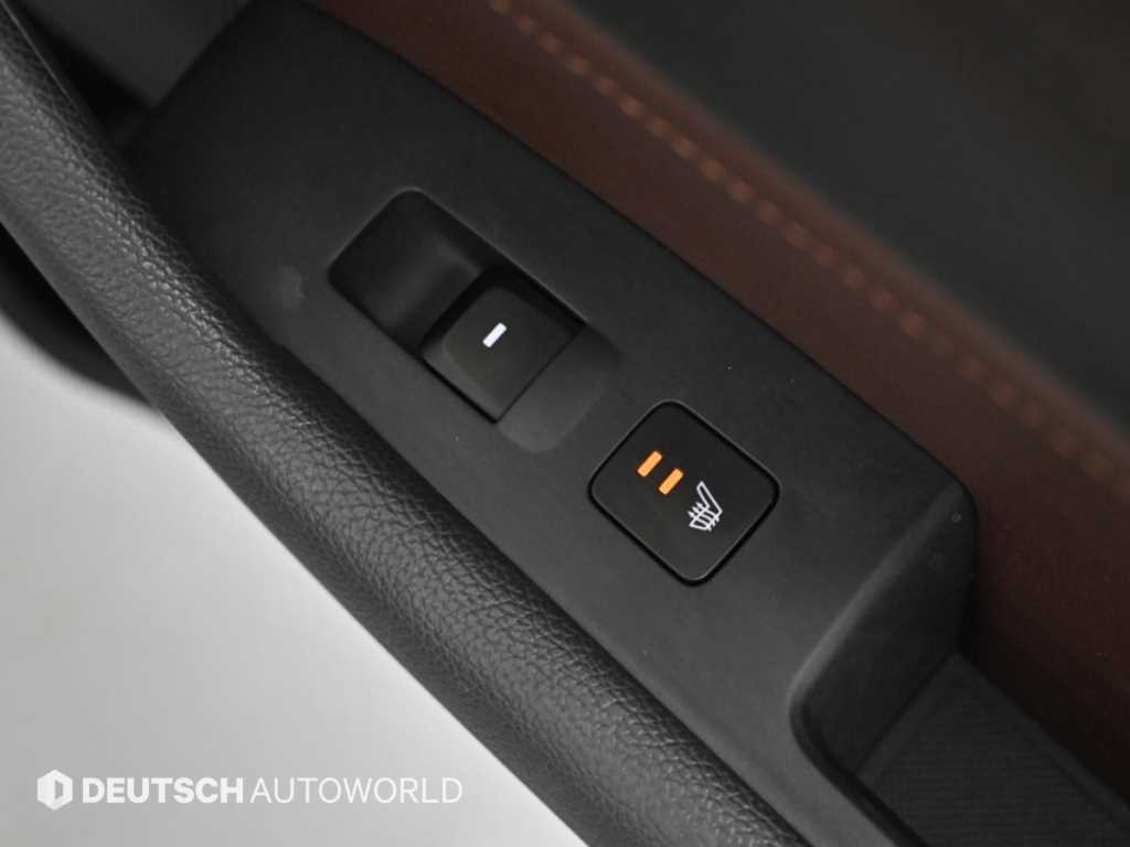 Hyundai Sonata — photo 16