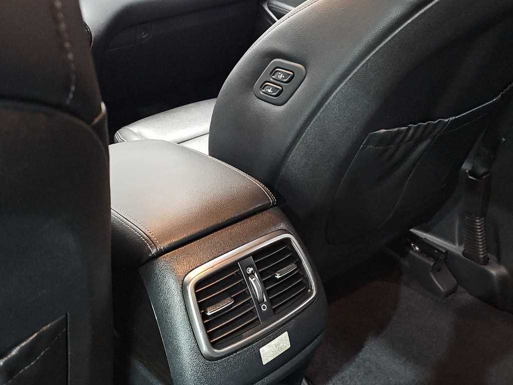 Kia Sorento — photo 15