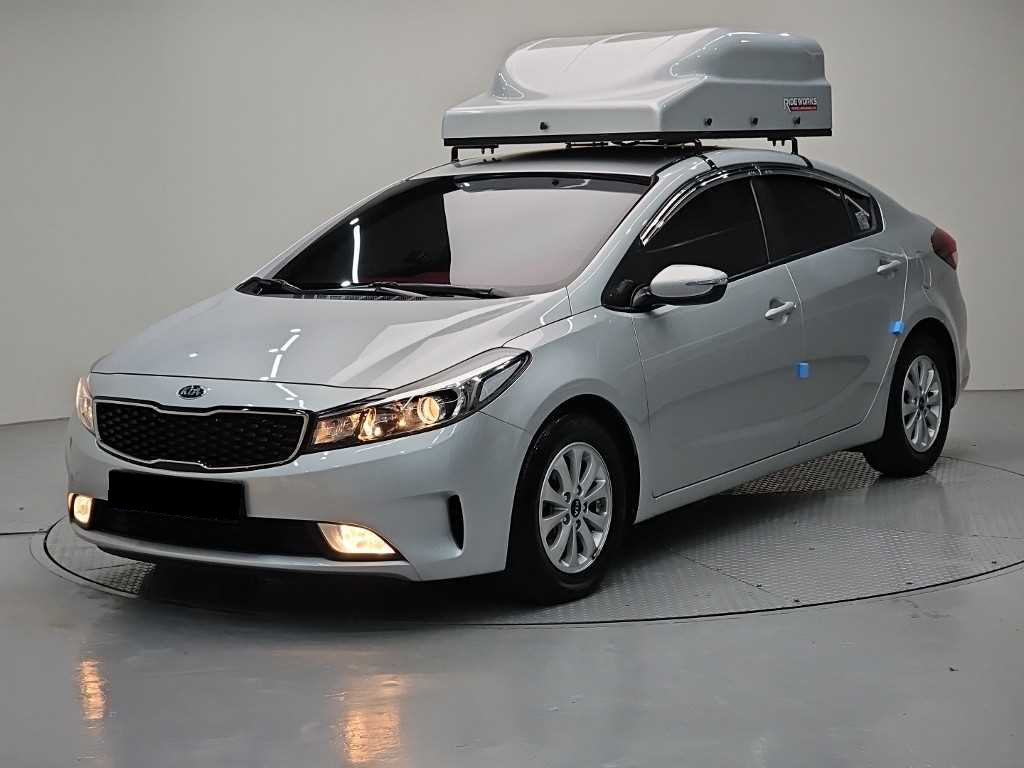 Kia K3 — photo 01
